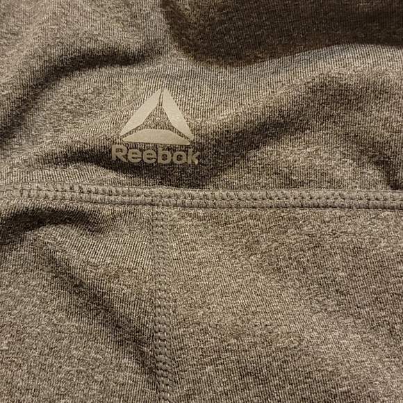 Reebok Women's Capri Athletic Pants - Picture 6 of 7